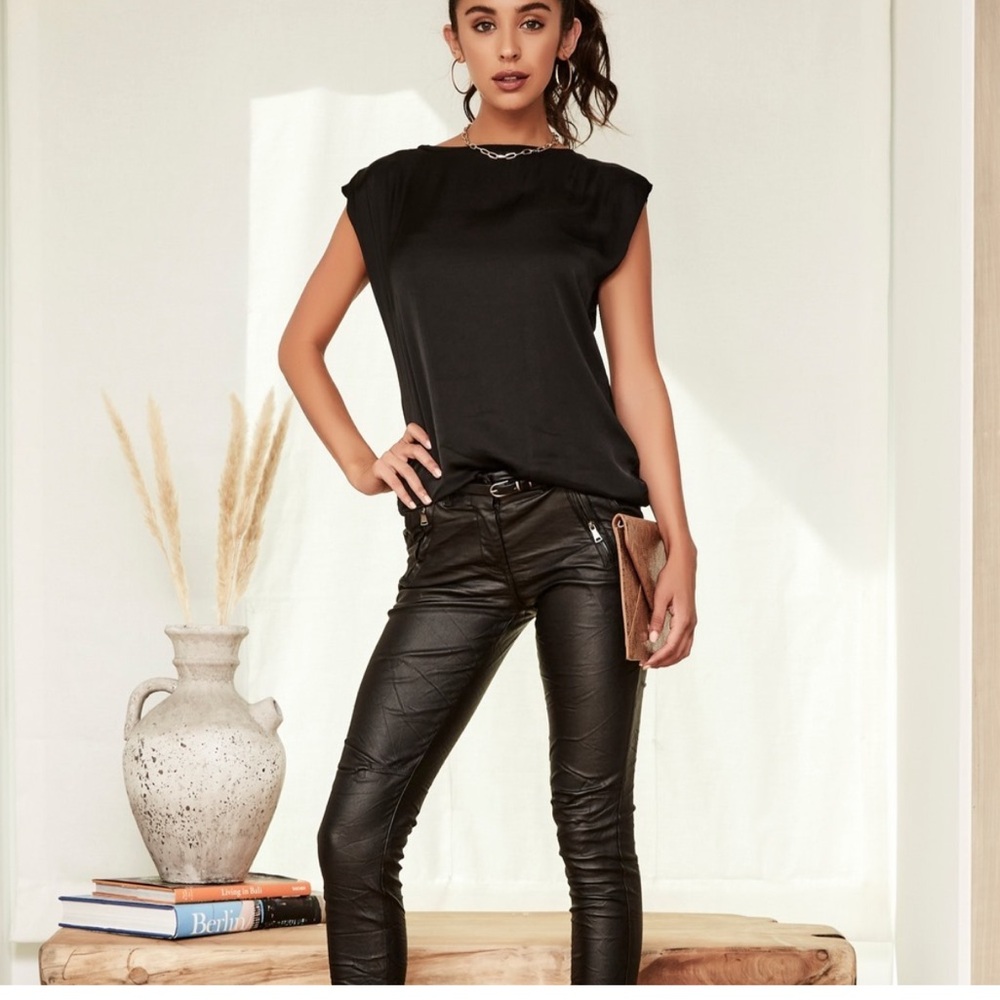 Oriana Lifestyle faux leather pants
